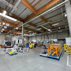 Oznakowanie magazynu podwieszane